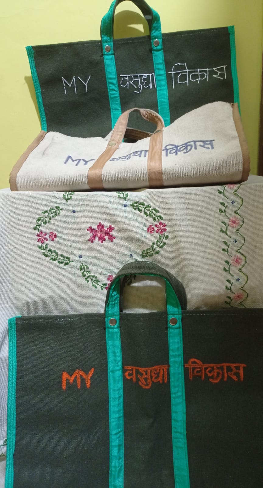 Bags to carry the Utensils
